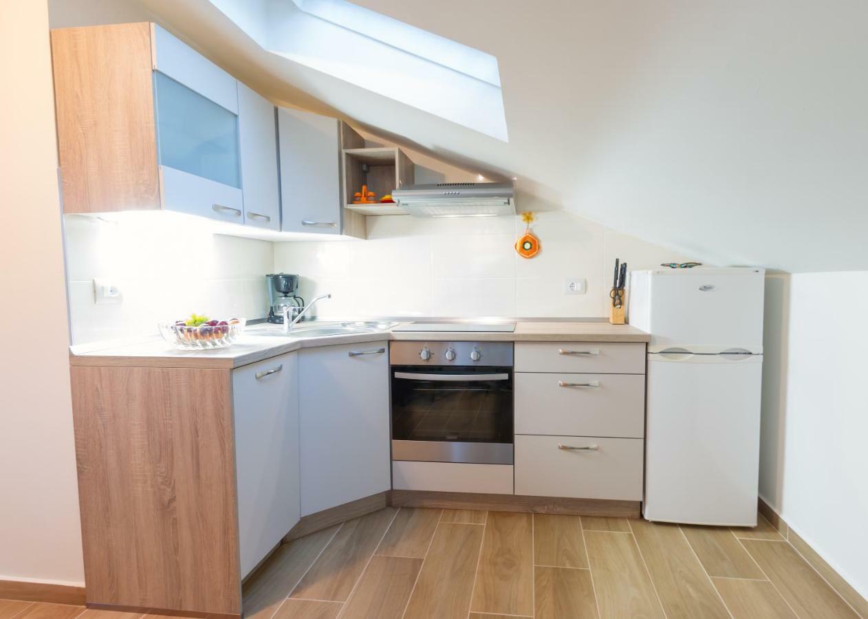 Apartments Mirjana Novigrad  ภายนอก รูปภาพ