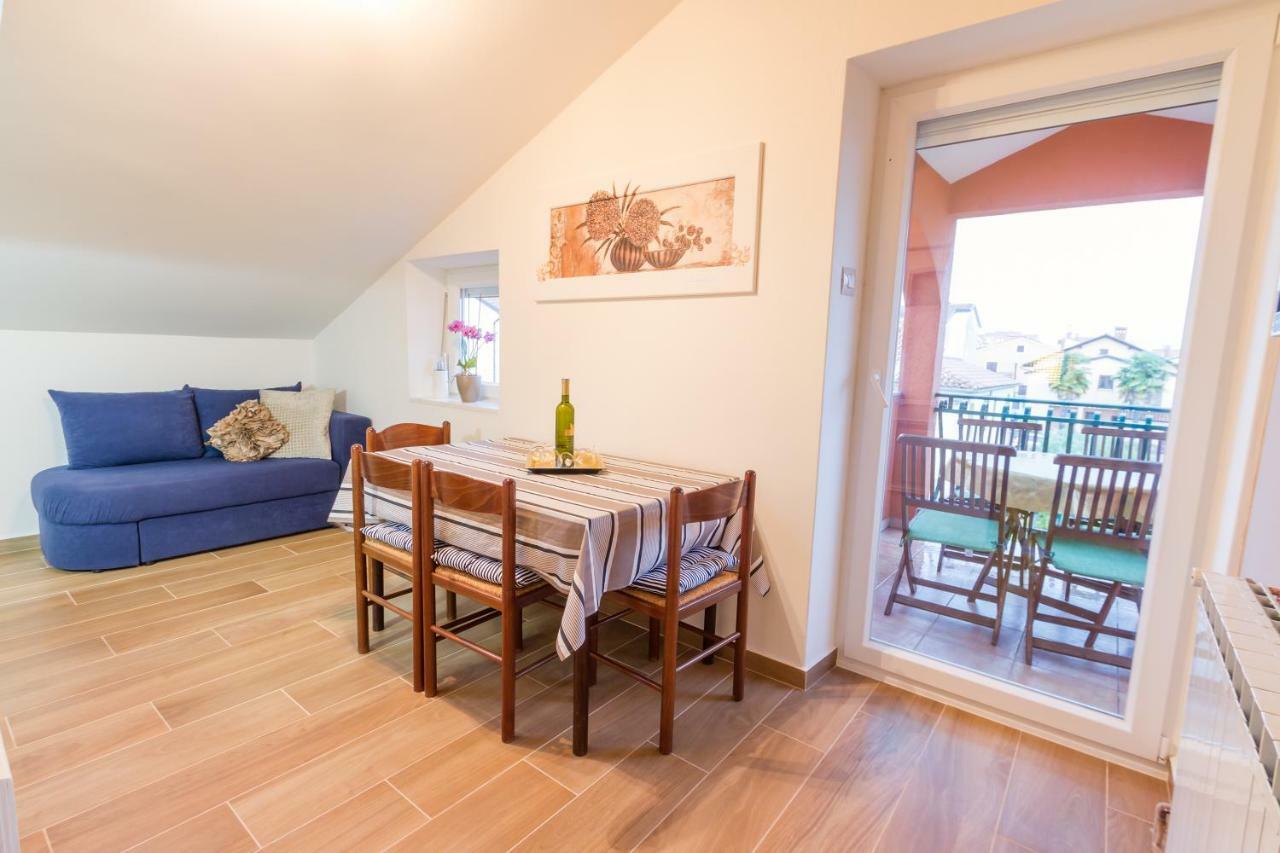 Apartments Mirjana Novigrad  ภายนอก รูปภาพ