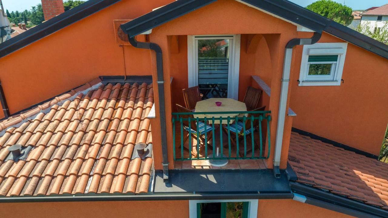 Apartments Mirjana Novigrad  ภายนอก รูปภาพ